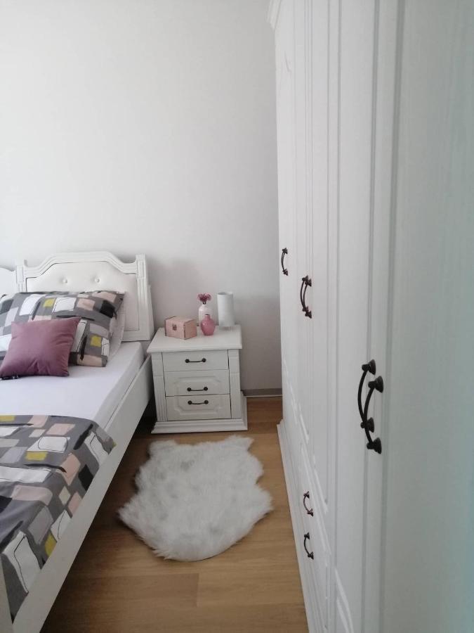 Appartement Apartman Natali*** à Varaždin Extérieur photo