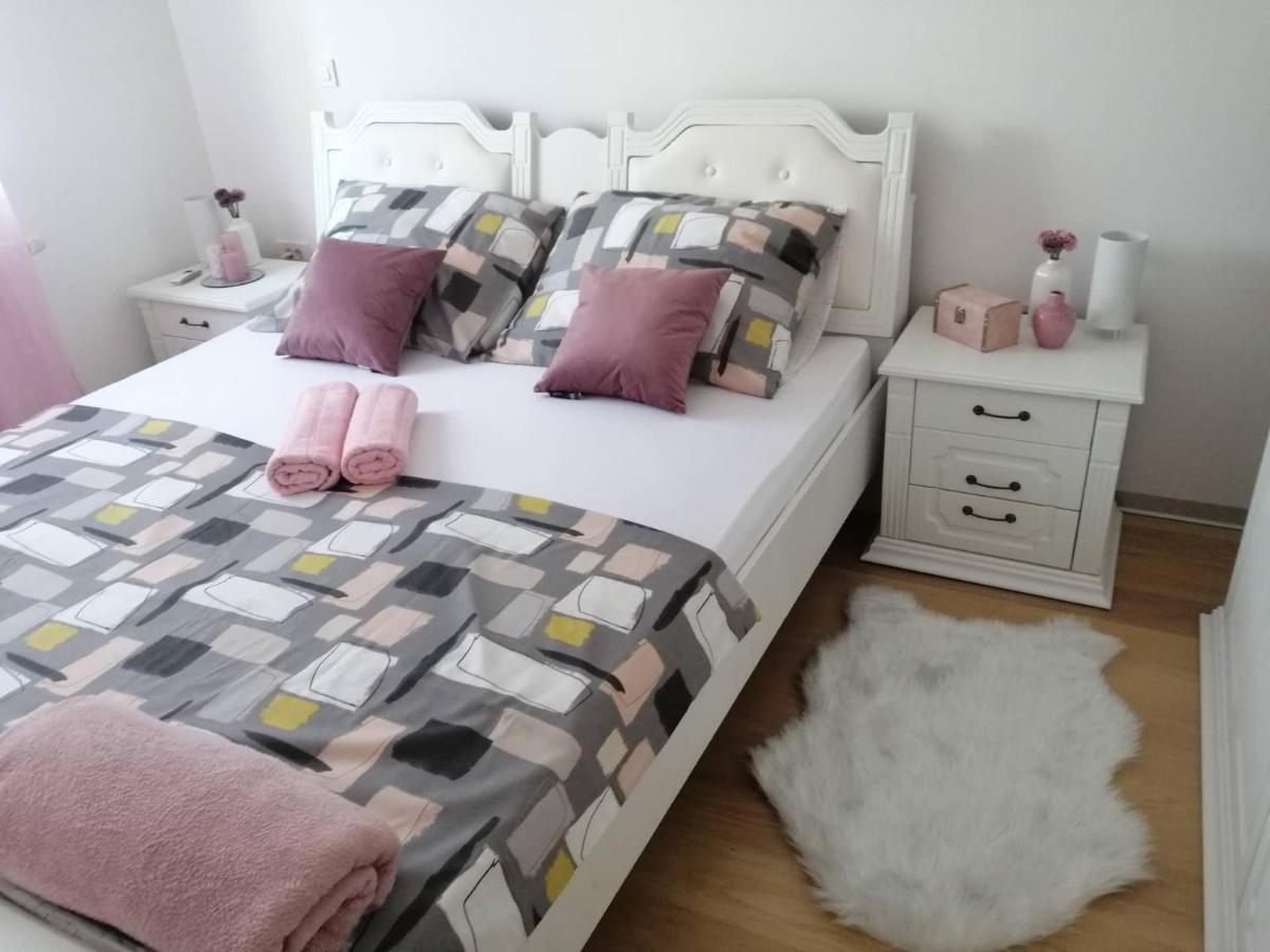 Appartement Apartman Natali*** à Varaždin Extérieur photo