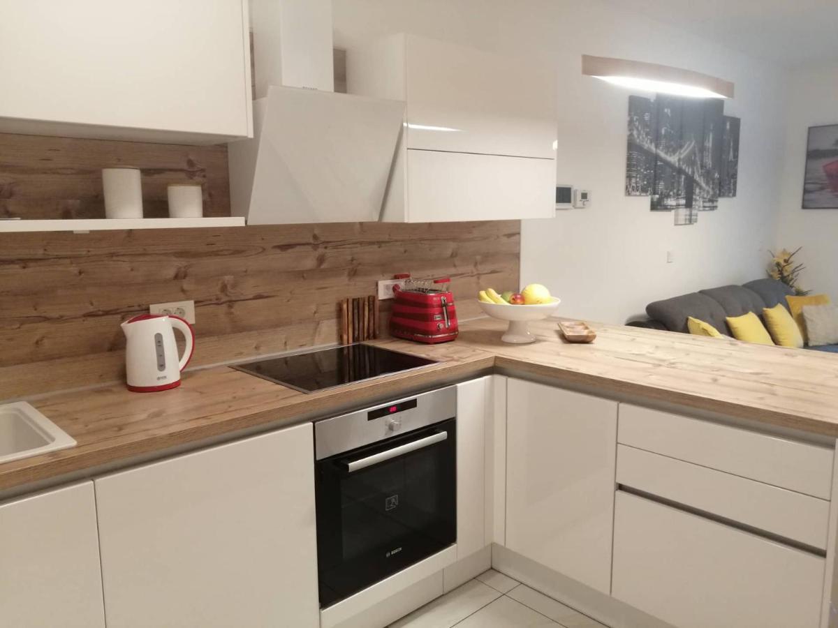 Appartement Apartman Natali*** à Varaždin Extérieur photo