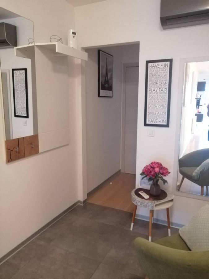 Appartement Apartman Natali*** à Varaždin Extérieur photo